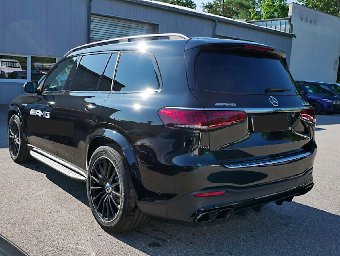 MERCEDES GLS 63 AMG | předváděcí auto skladem | V8 biturbo | výkon 612 koní | černá metalíza | maximální výbava | nákup online | AUTOiBUY.com